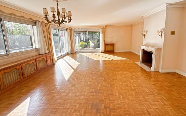 Maison à vendre    4 pièces • 125 m2 Olivet