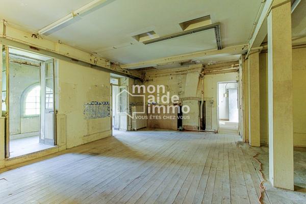 Local commercial 148m2 centre-ville