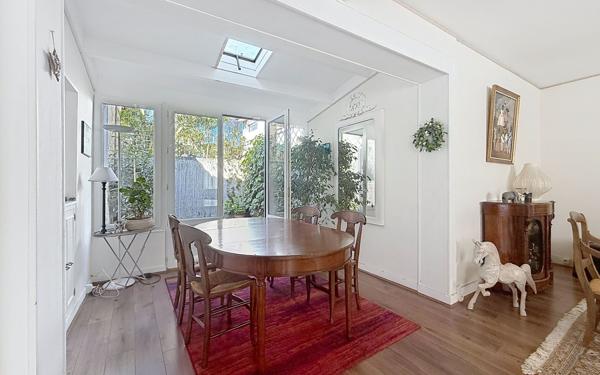 Maison à vendre    4 pièces •  La Rochelle