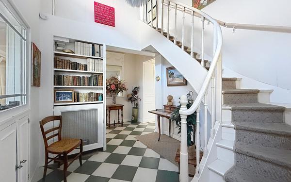 Maison à vendre    4 pièces •  La Rochelle
