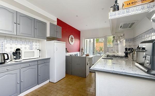 Maison à vendre    4 pièces •  La Rochelle