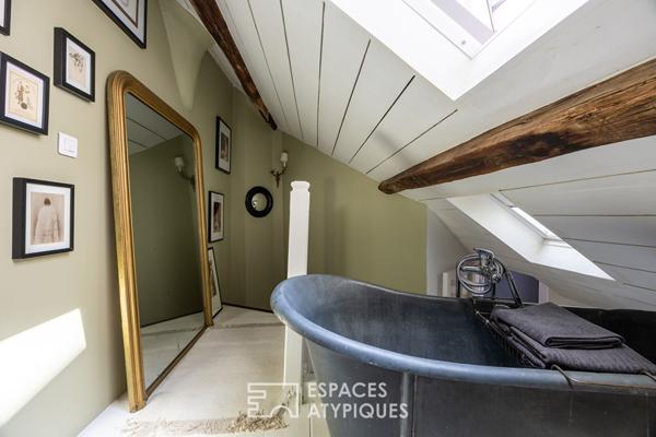 Duplex à l’esprit maison sous les toits au coeur du Haut-Marais