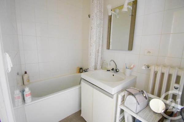 Appartement F1 Bis à vendre  2 pièces - 45,28 m2 VICHY - 03