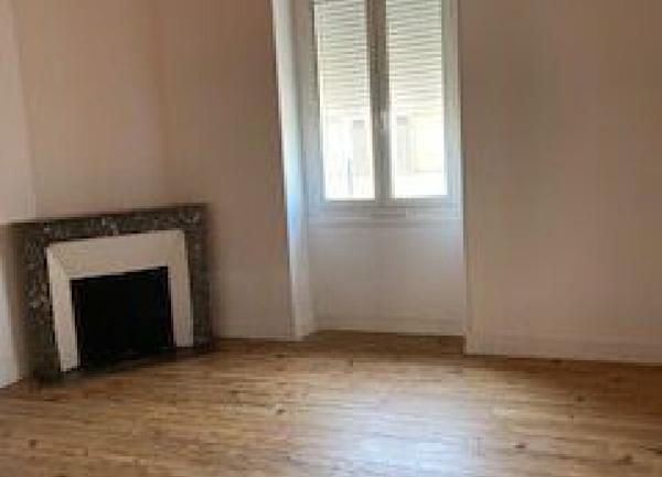 Appartement à louer    3 pièces •  Dax