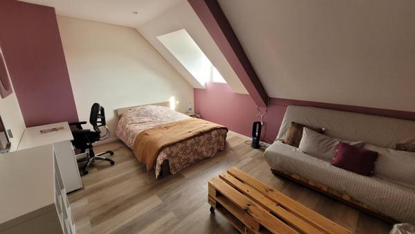 Villa d'exception 203m2, 5chambres, parc arboré et clos de 6897m2, 2 hangards de 130m2