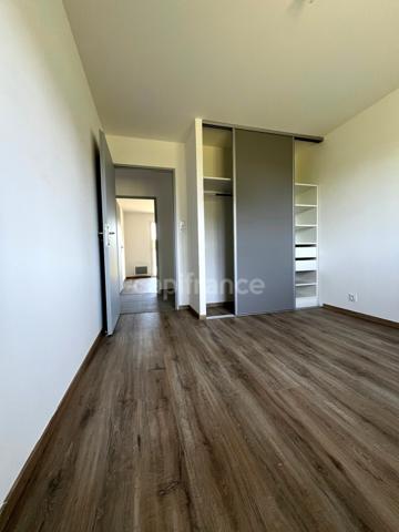 Villa neuve de 100 m2, 3 chambres, sur terrain de 1945 m2, dans un joli petit village à 8 km de FLEURANCE (32)