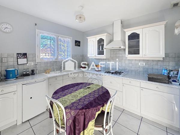 Maison plain-pied, jardin clos, prête à vivre