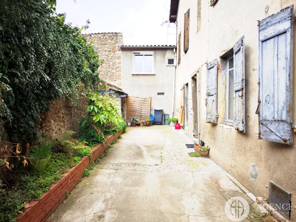 Condrieu (69420) Maison de 146m2 de surface utile avec cour