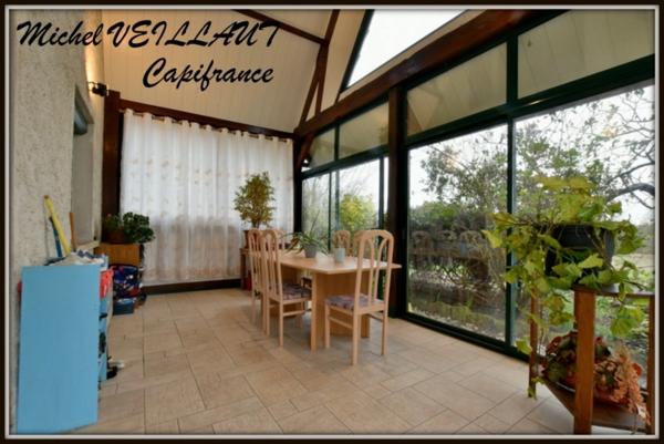 Dpt Allier (03), à vendre TREVOL maison P9 de 193 m² - Terrain de 2 505,00 m²