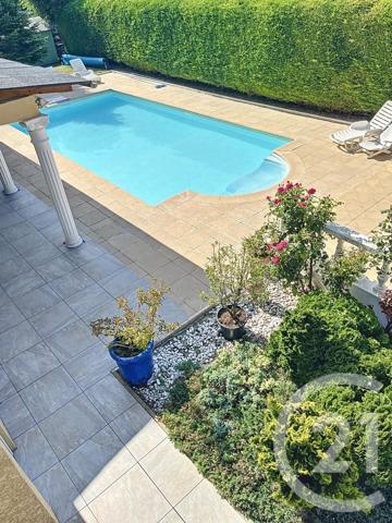 Maison à vendre  6 pièces - 236,10 m2 RIOM - 63