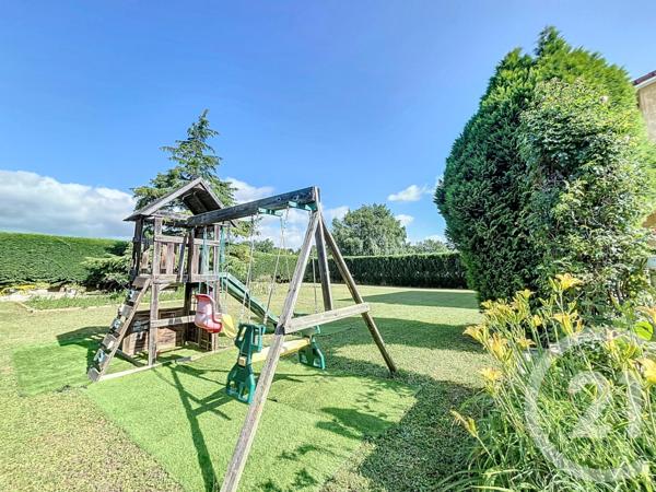 Maison à vendre  6 pièces - 236,10 m2 RIOM - 63