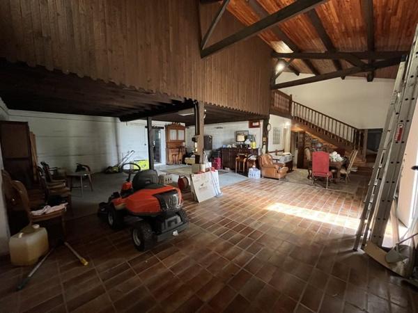 Maison à vendre |                                       Biganos |                                        5 pièces  |  210 m²