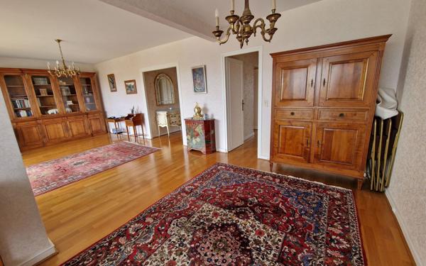 Appartement à vendre    4 pièces • 83,37 m2 Juvisy-sur-Orge