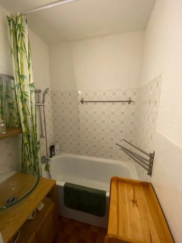 Charmante maison les pieds dans l'eau VISITE SUR RENDEZ-VOUS LE 10 SEPT AM.