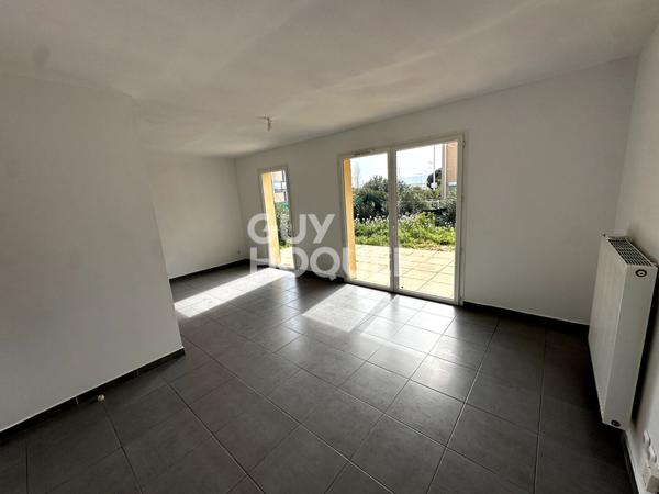 EXCLUSIVITE - à vendre à Perpignan (66000) secteur Porte d'Espagne Maison F4 de 81 m² en 3 faces avec garage et parking