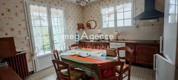 Maison à SAINTES, 17100 - 8 pièces 171m²