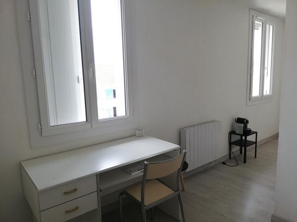 A LOUER DAX CENTRE - Appartement meublé studio  coin nuit