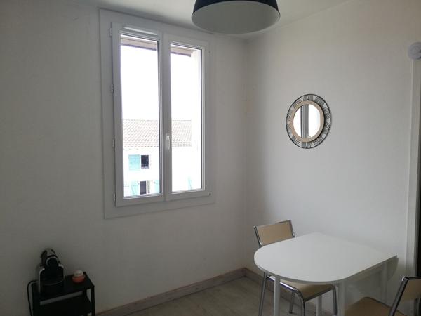 A LOUER DAX CENTRE - Appartement meublé studio  coin nuit