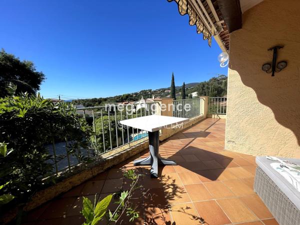 Maison à LA CROIX-VALMER, 83420 - 5 pièces 130m²