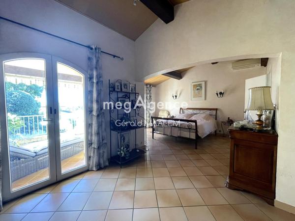 Maison à LA CROIX-VALMER, 83420 - 5 pièces 130m²