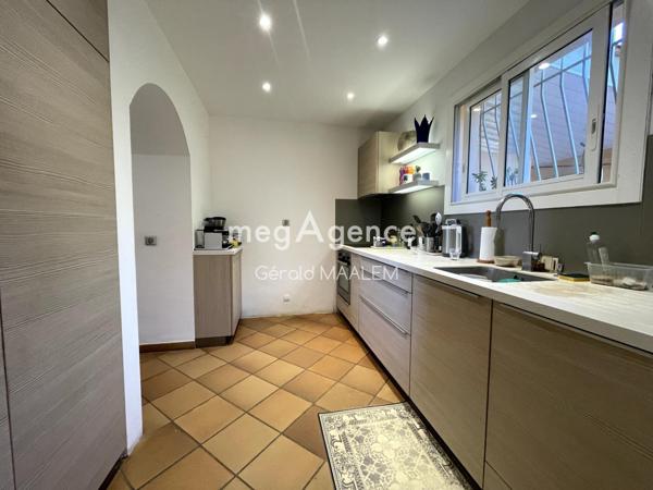 Maison à LA CROIX-VALMER, 83420 - 5 pièces 130m²