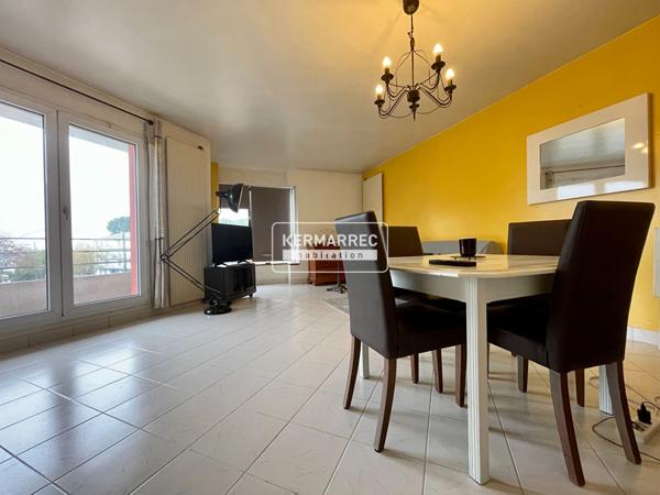 Appartement 2 pièces – 49 m² environ à Saint-Nazaire (ref : 76797SN)
