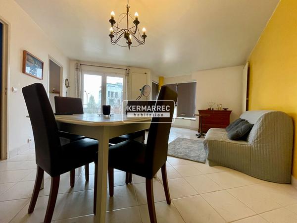 Appartement 2 pièces – 49 m² environ à Saint-Nazaire (ref : 76797SN)