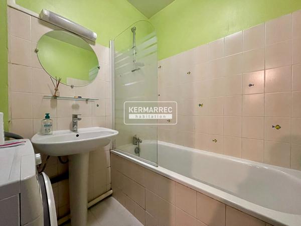 Appartement 2 pièces – 49 m² environ à Saint-Nazaire (ref : 76797SN)