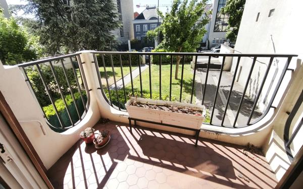 Appartement à vendre    4 pièces • 74,60 m2 Colombes