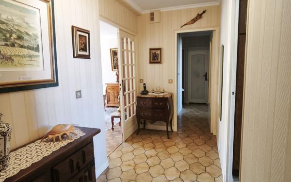 Appartement à vendre    4 pièces • 74,60 m2 Colombes