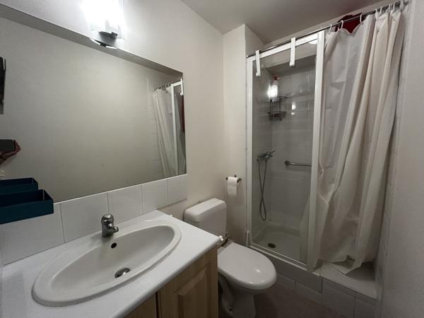 Appartement à louer 620 € CC La Rochelle 1 pièce 19 m² DPE D