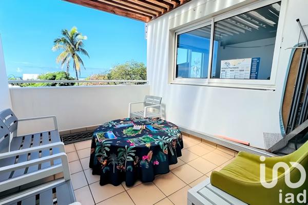 Appartement 3 pièces de 60 m² à Saint-Pierre (97410)