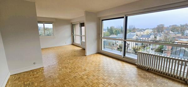 Superbe appartement T4 avec vue Cathédrale