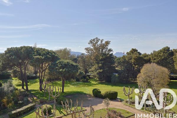 Appartement à vendre 4 pièces 101 m² Fréjus