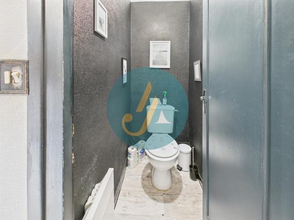 Nevers (58000) Pavillon 4 chambres avec terrain clos à Nevers - Parfait pour une famille ou investisseur !