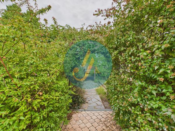 Nevers (58000) Pavillon 4 chambres avec terrain clos à Nevers - Parfait pour une famille ou investisseur !