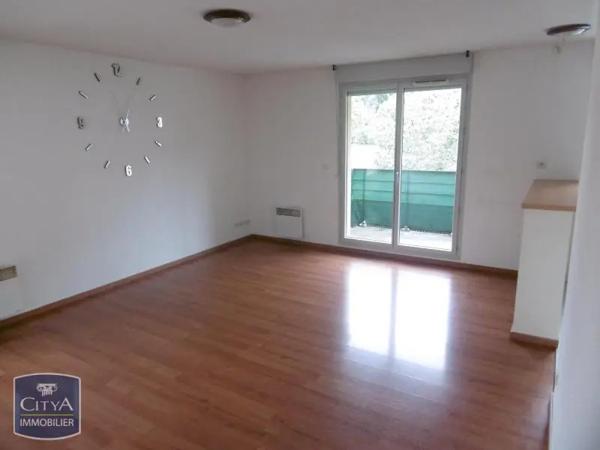 Appartement à louer 2 pièces 49.37m² Saint-Gaudens (31800)