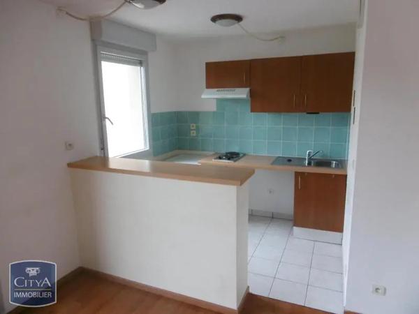 Appartement à louer 2 pièces 49.37m² Saint-Gaudens (31800)