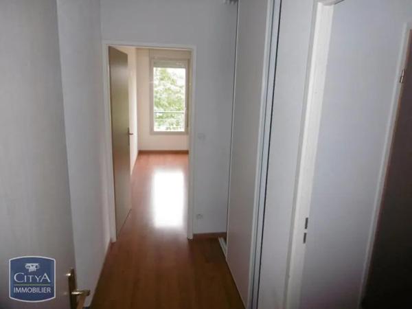 Appartement à louer 2 pièces 49.37m² Saint-Gaudens (31800)