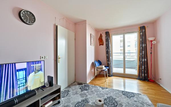 Appartement à vendre    2 pièces • 46 m2 Vigneux-sur-Seine
