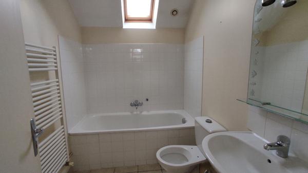 MAISON 4 CHAMBRES SUR CHATELLERAULT