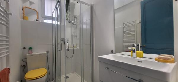 À louer Chambre en COLOCATION – Bas de villa T4 avec cour intérieure Détails des diagnostics énergétiques