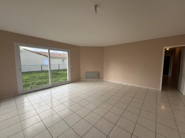 Maison à louer |  Condac |  5 pièces | 122 m²