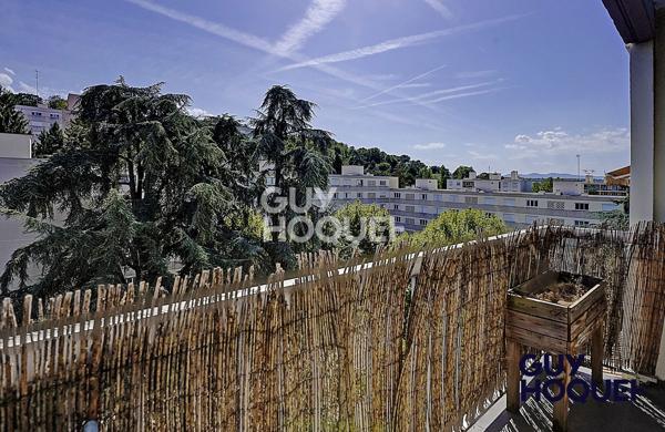 Appartement - 3 pièces - 72 m² au dernier étage à Lyon 5