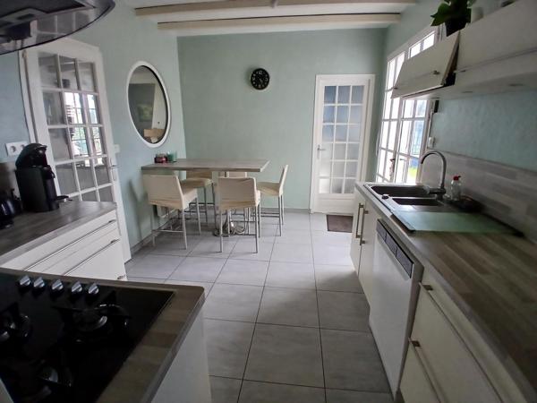 Jolie Maison aux Eyquems