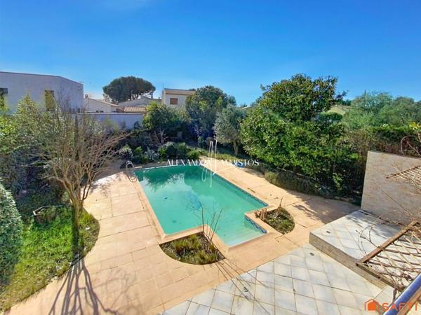 Villa d'architecte - 6 pièces - 209m²