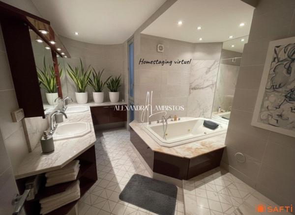 Villa d'architecte - 6 pièces - 209m²