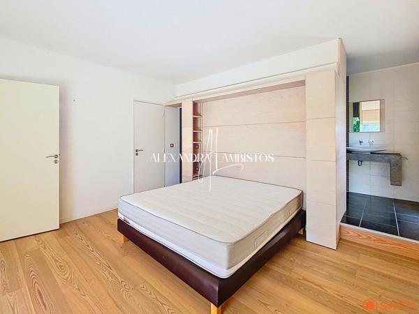 Villa d'architecte - 6 pièces - 209m²