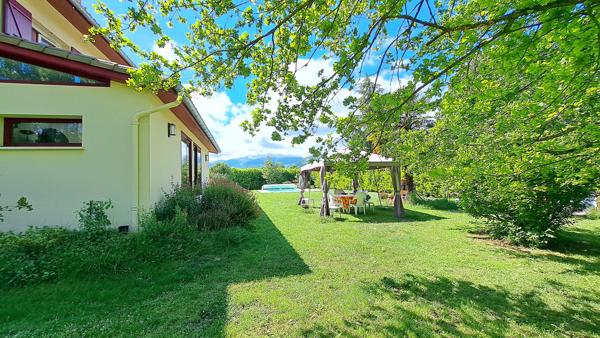 Maison 9 pièces - 247 m²