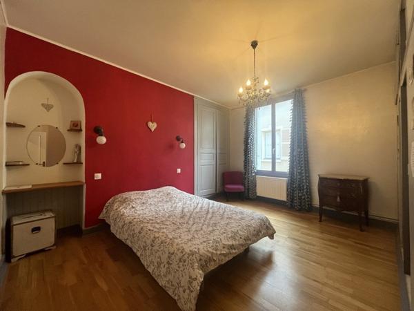 Maison à louer |  Ste-Maure-de-Touraine |  5 pièces | 194 m²